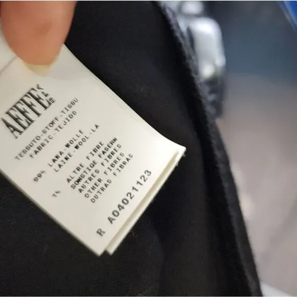 Moschino   - Picture 15 of 16